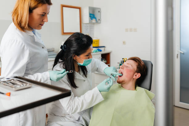 Best Emergency Dental Services for Seniors in Williamsburg, PA